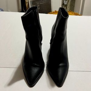 women Chelsea boot
